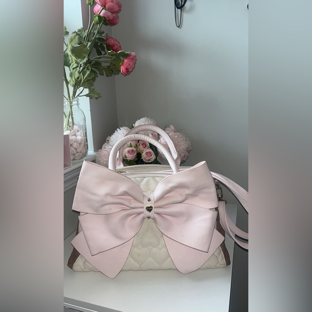 Pastel Pink and White Betsey Johnson Tote